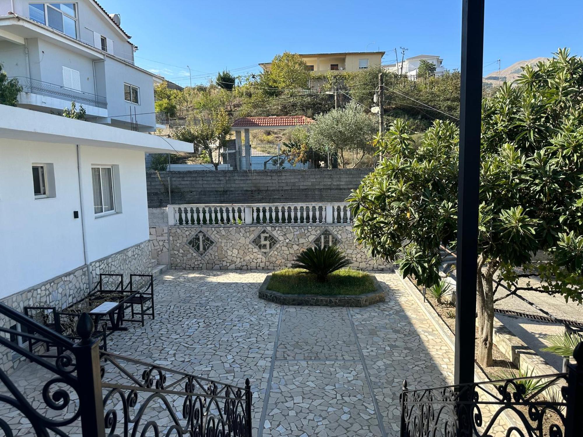 Villa Braho Gjirokaster Luaran gambar