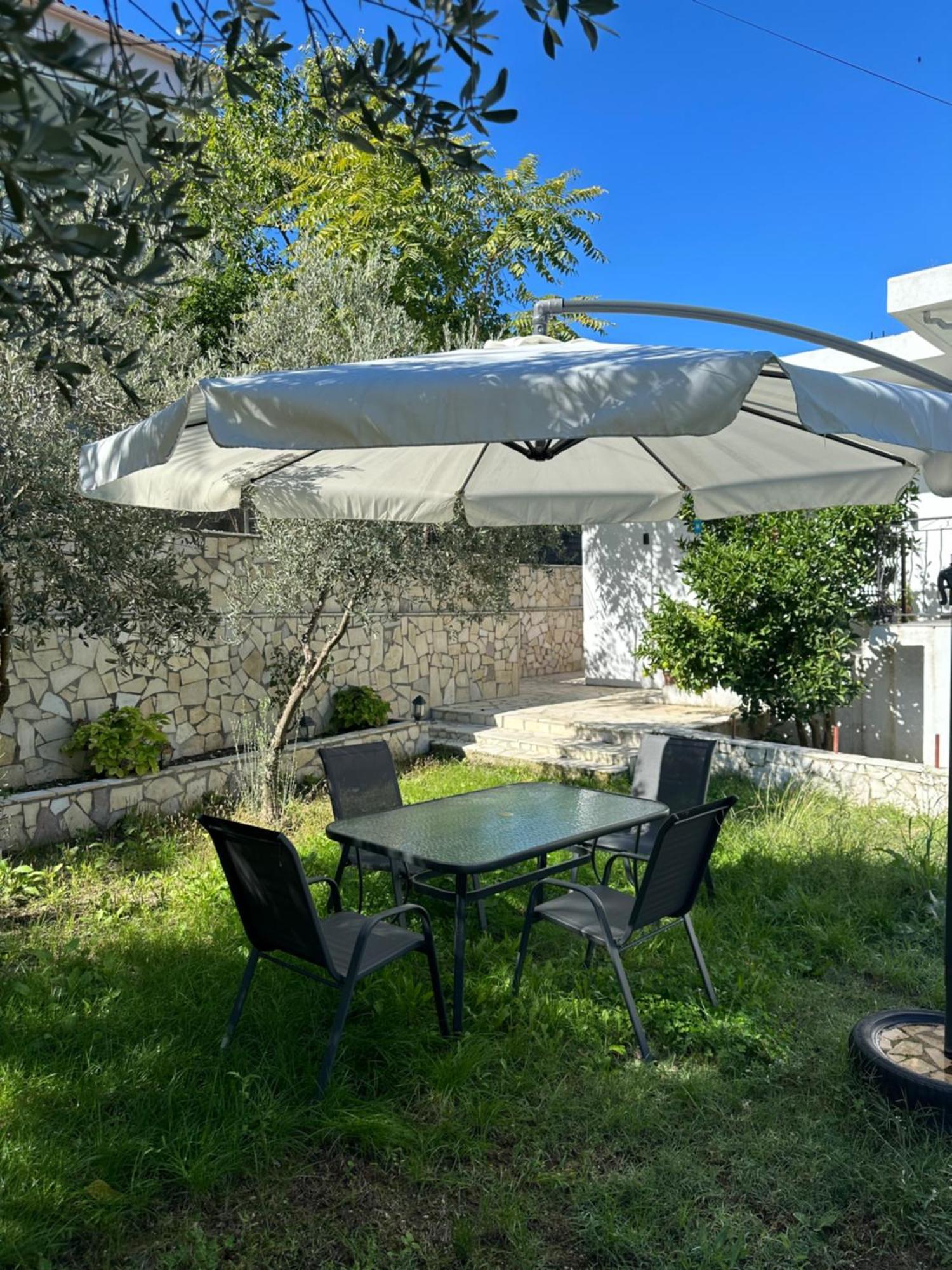 Villa Braho Gjirokaster Luaran gambar
