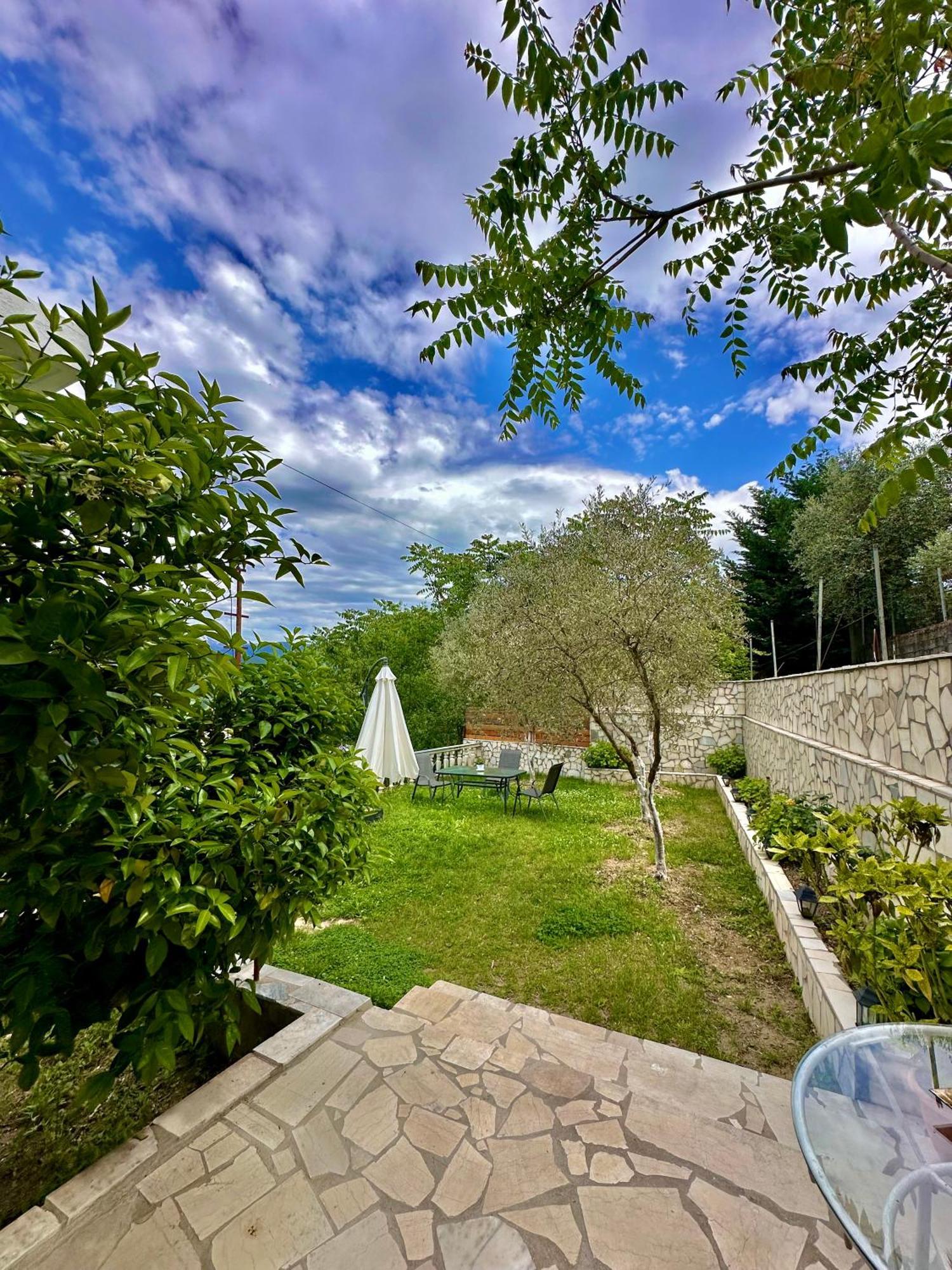 Villa Braho Gjirokaster Luaran gambar